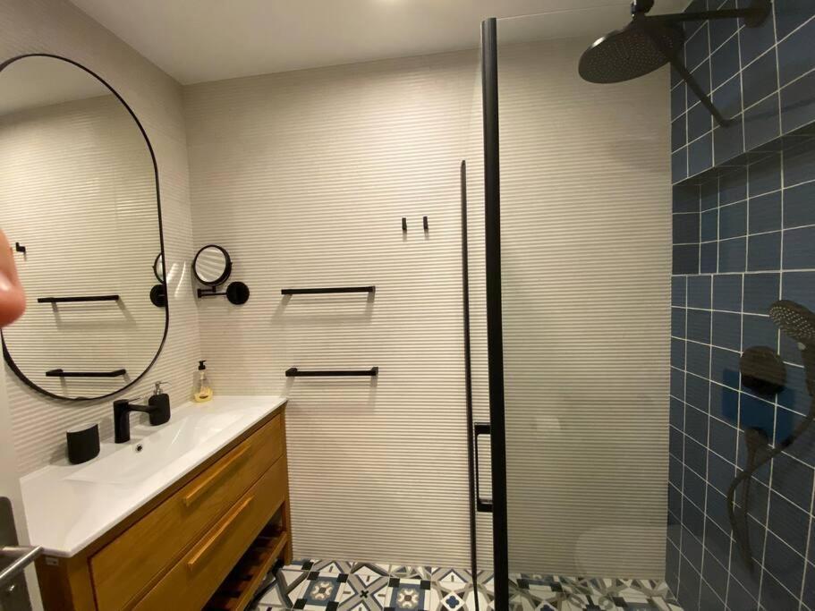 Stylish & Modern 1 Bedroom Suite On Frontline Of Playa Del Duque 아데제 외부 사진