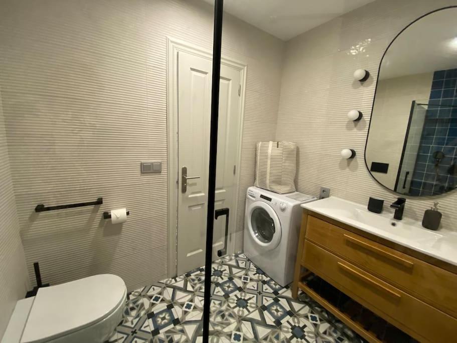 Stylish & Modern 1 Bedroom Suite On Frontline Of Playa Del Duque 아데제 외부 사진